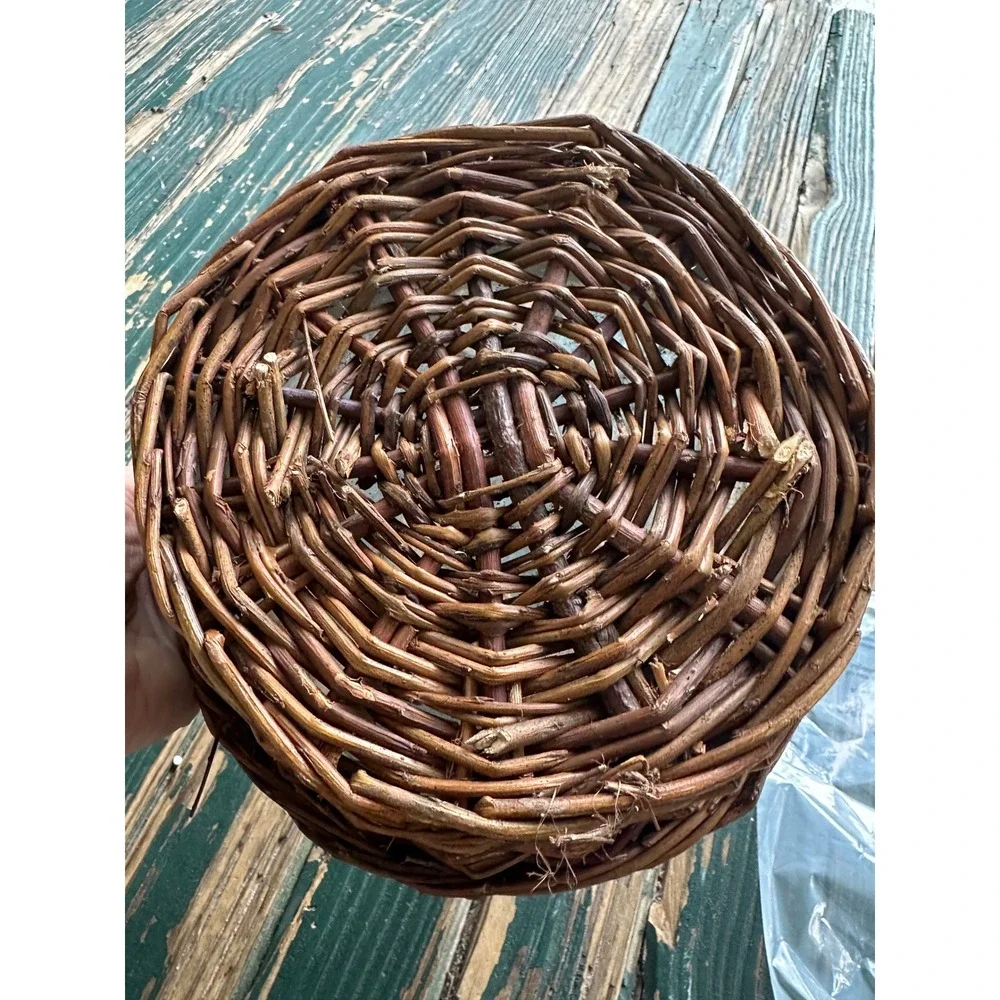 Rustic Woven Wicker Basket with Handle and Plastic Liner Small Round Planter